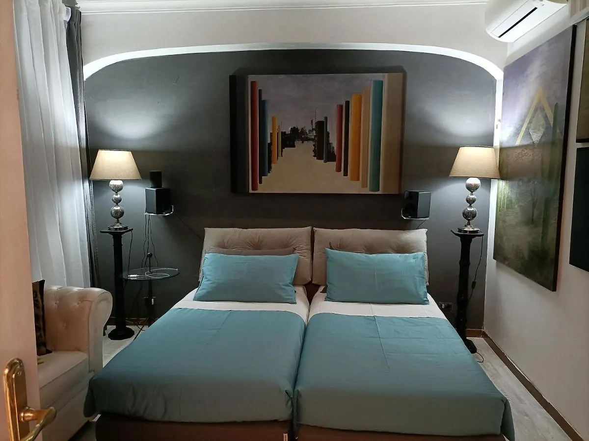 ゲストハウス Spanish Steps Bedroom ローマ