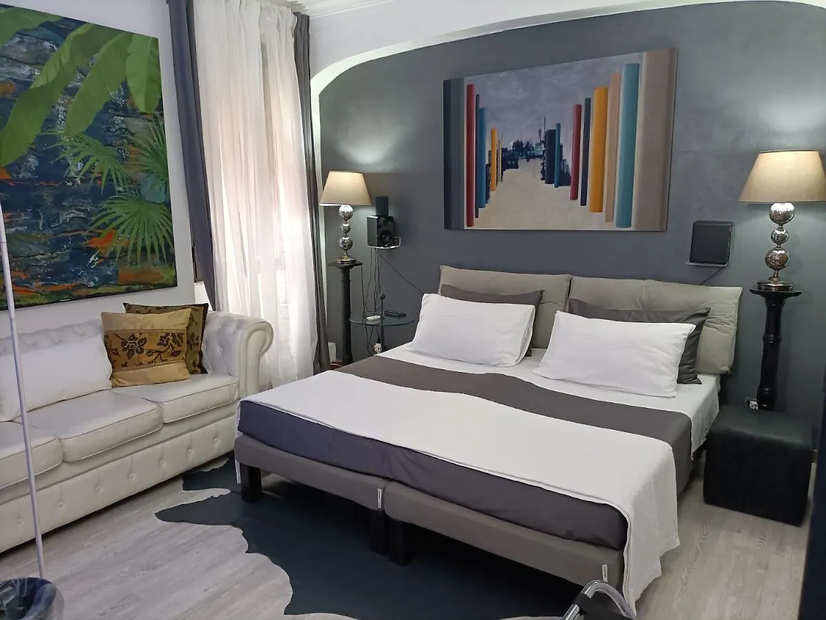 Spanish Steps Bedroom Rome Guest house